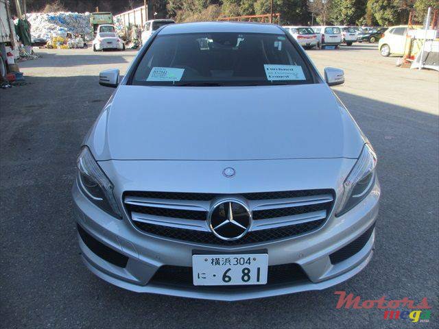 2014' Mercedes-Benz A 180 photo #2