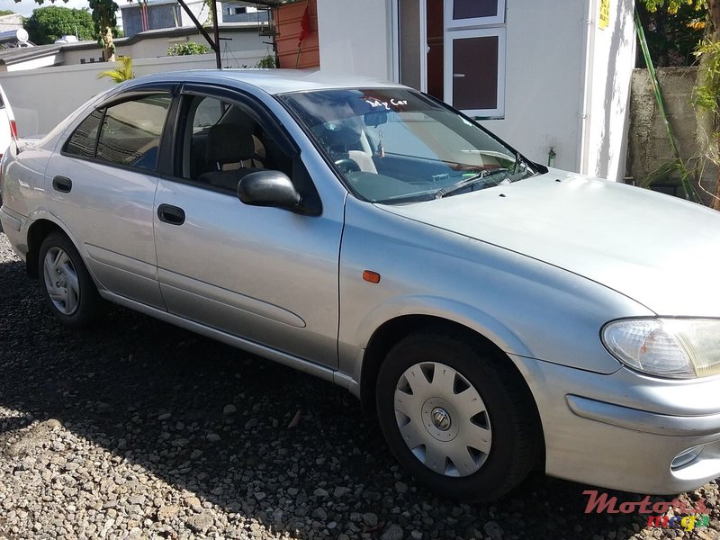 2002' Nissan Sunny photo #4