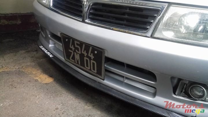 2000' Mitsubishi Lancer photo #3