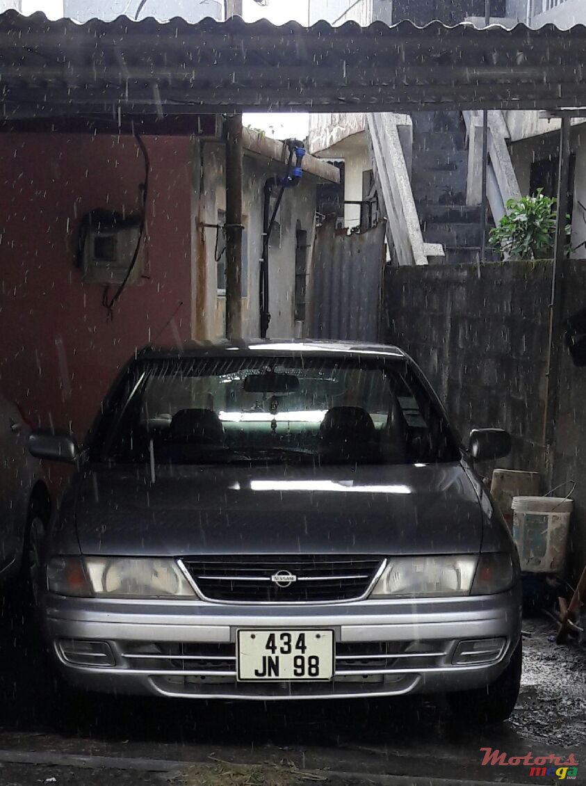 1998' Nissan photo #1