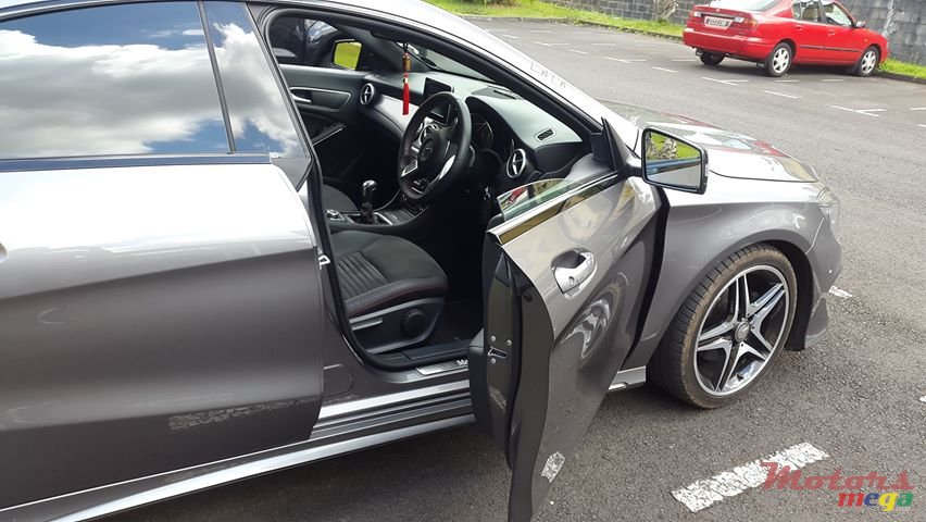 2015' Mercedes-Benz CLA-Class photo #3