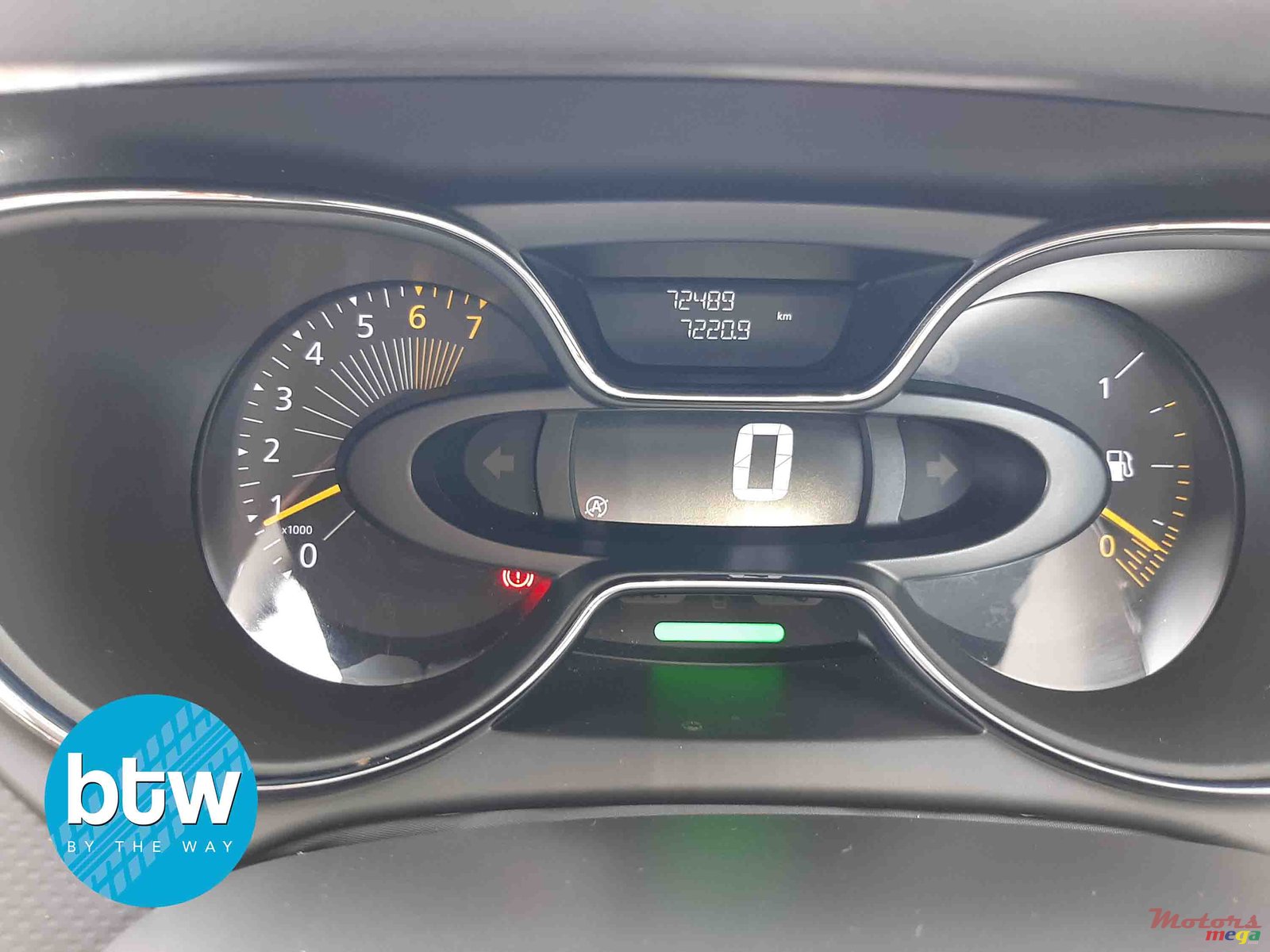 2016' Renault Captur photo #7