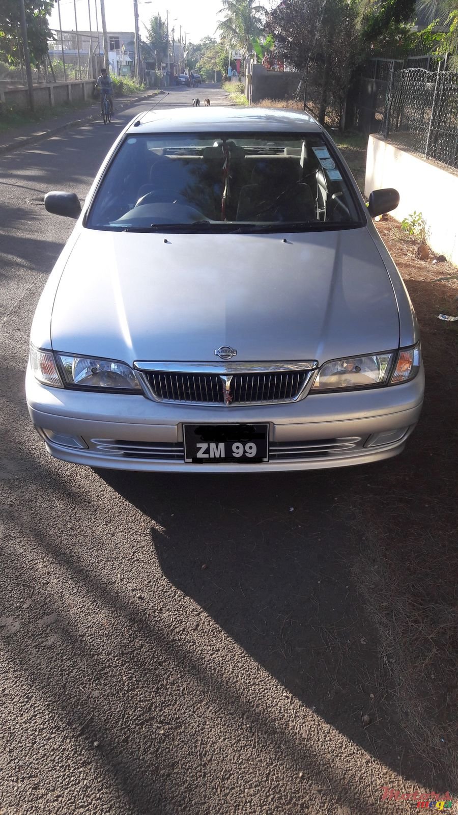 1999' Nissan Sunny photo #2