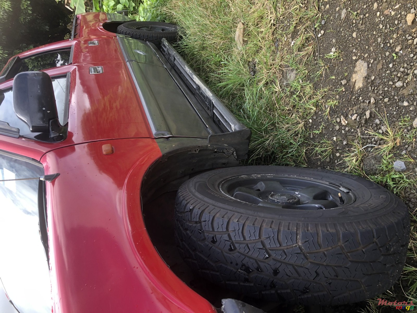 2000' Isuzu No photo #3