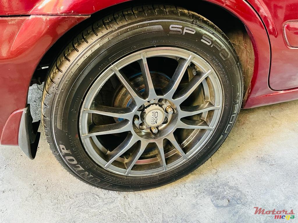 2001' Nissan Sunny photo #7