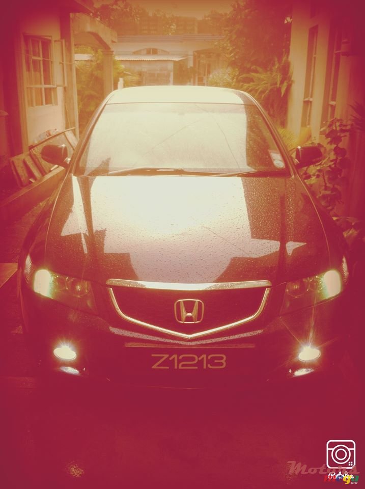 2004' Honda Accord photo #2