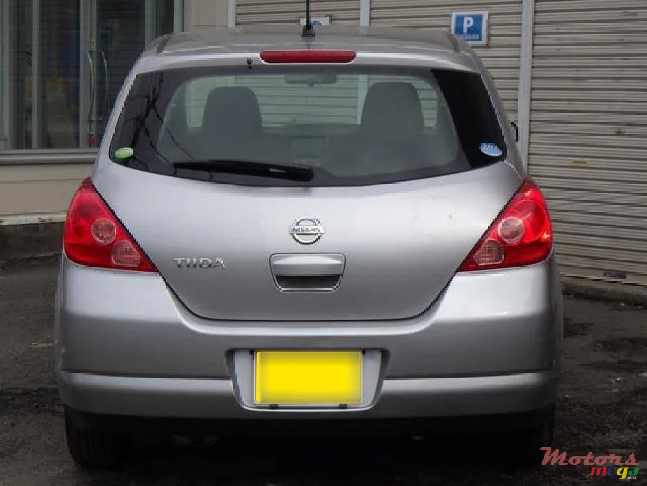 2007' Nissan Tiida photo #4