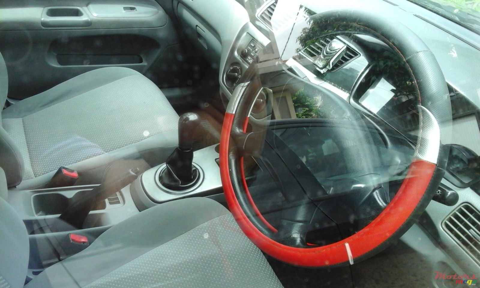 2008' Mitsubishi Lancer photo #2