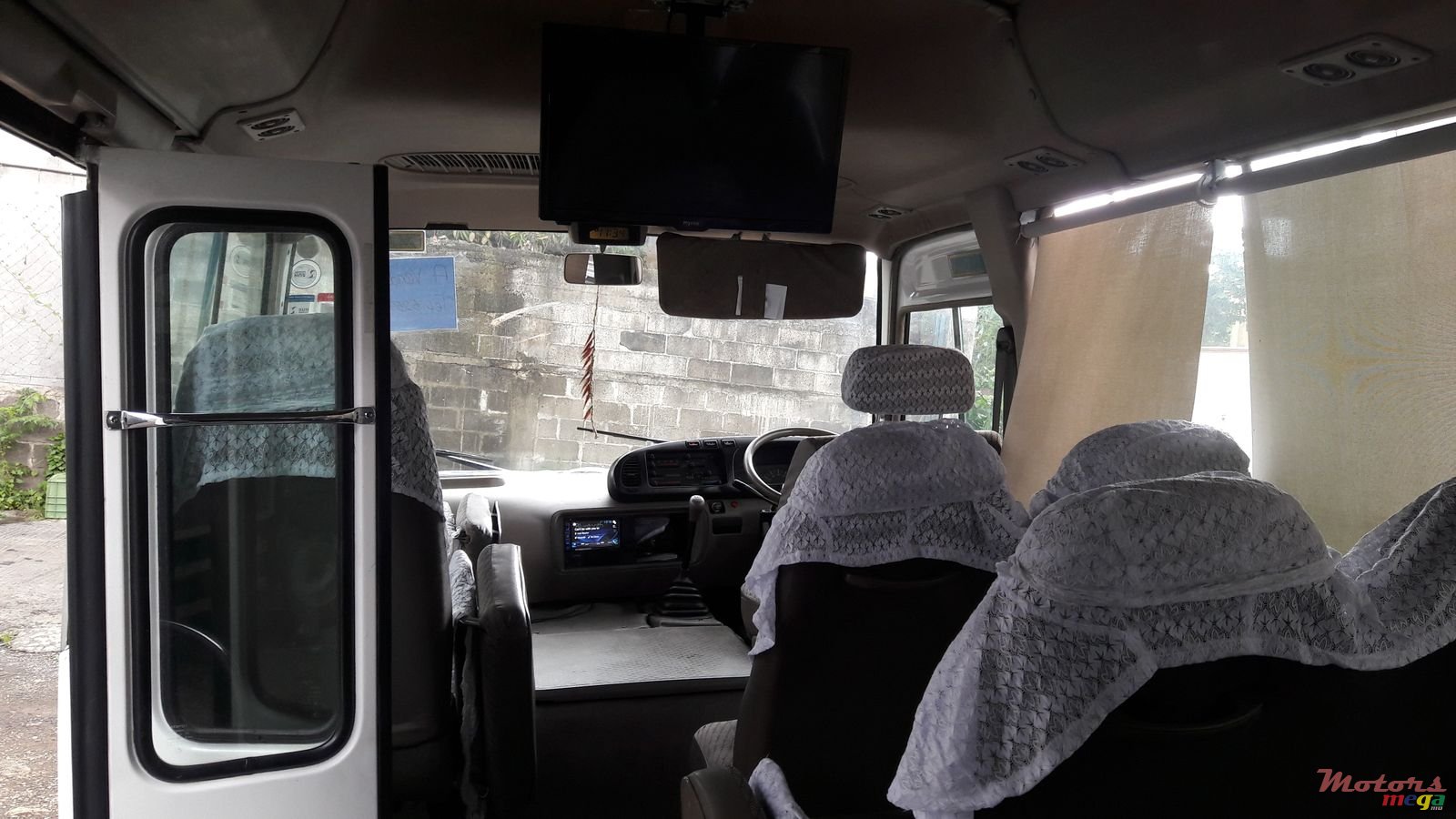 1999' Toyota photo #5