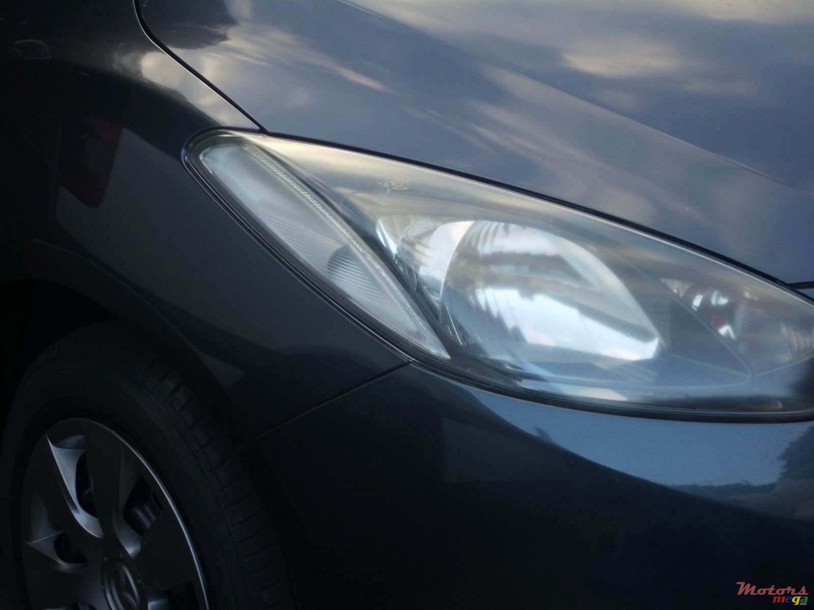 2010' Mazda Demio original mint condition photo #2