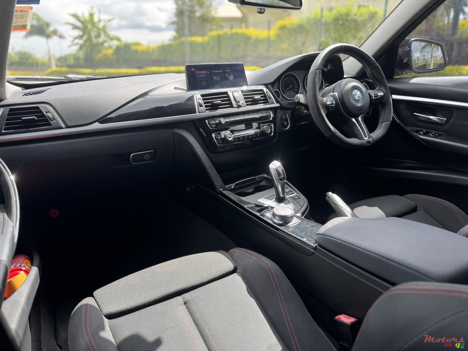 2018' BMW 318i M sport photo #6
