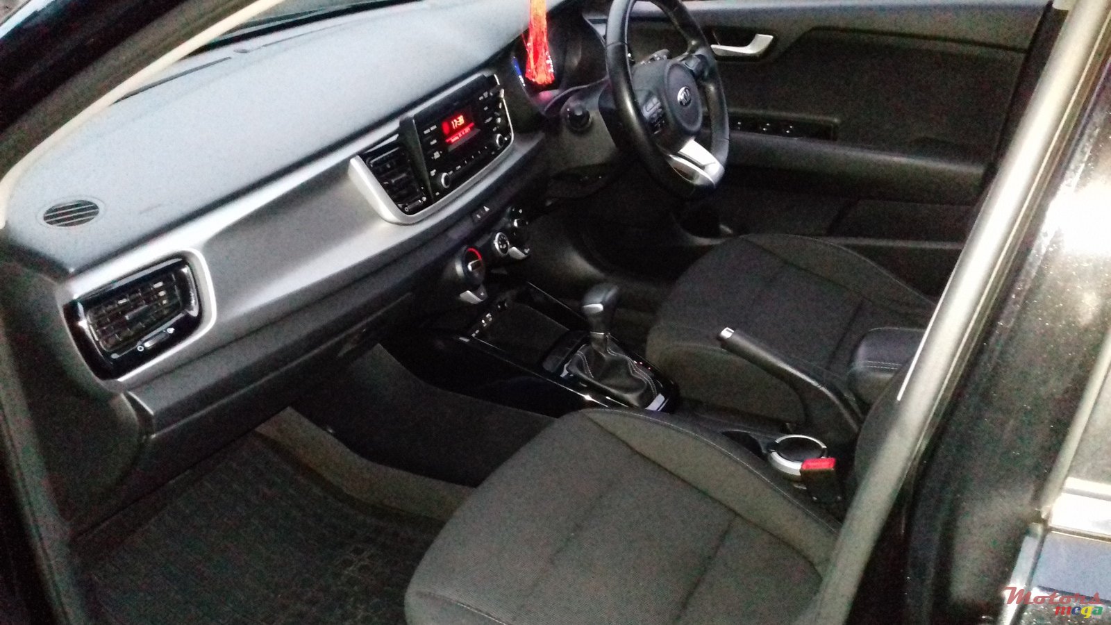 2018' Kia Rio Ex Pack photo #3