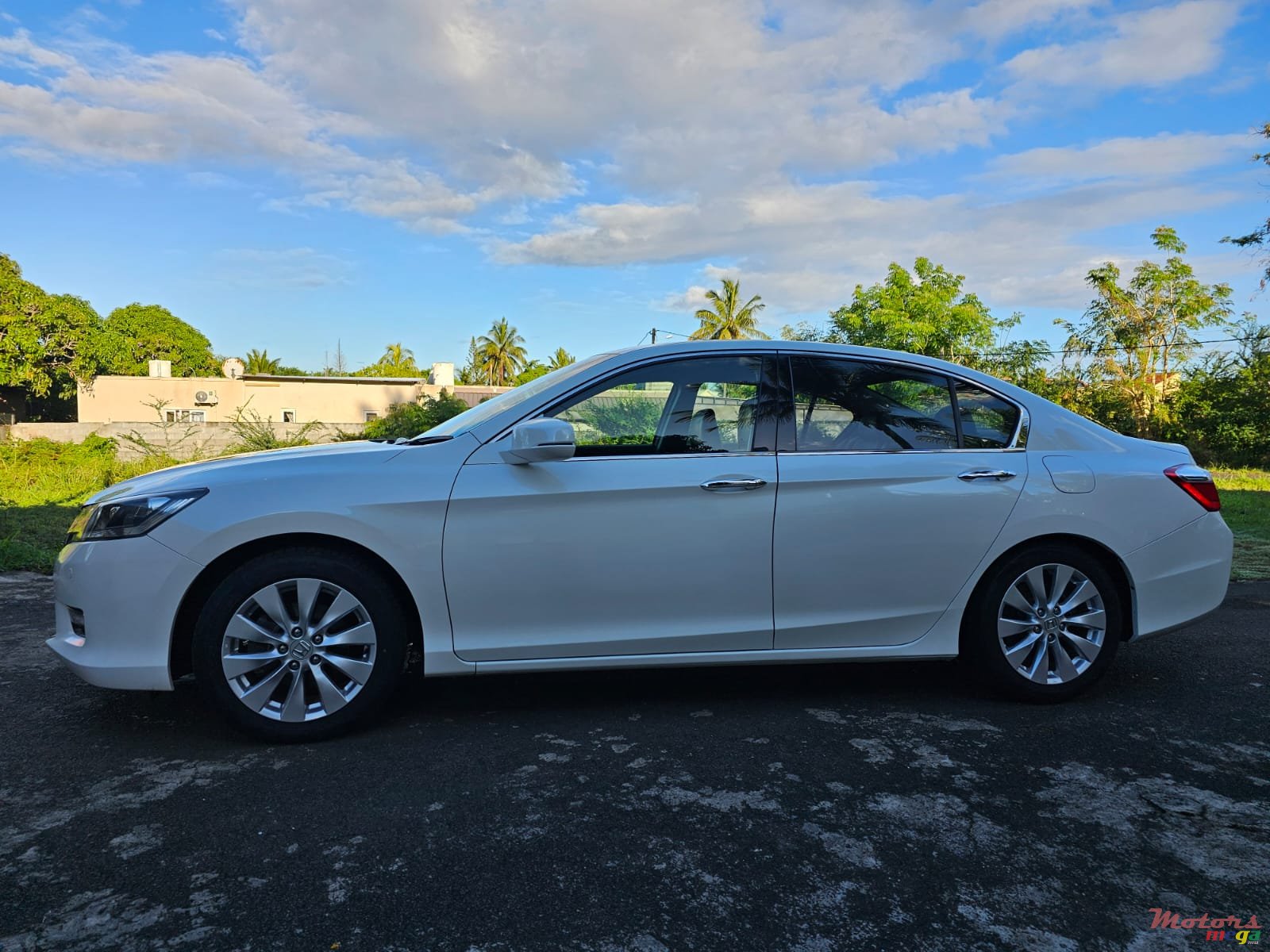 2015' Honda Accord photo #3