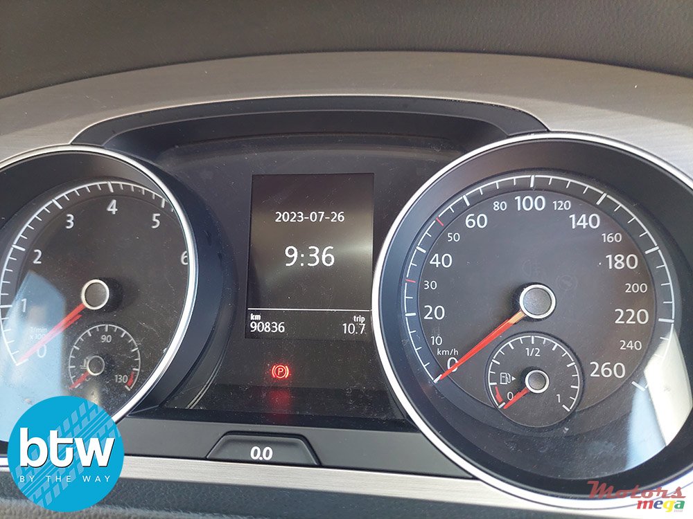 2015' Volkswagen Golf VII photo #7