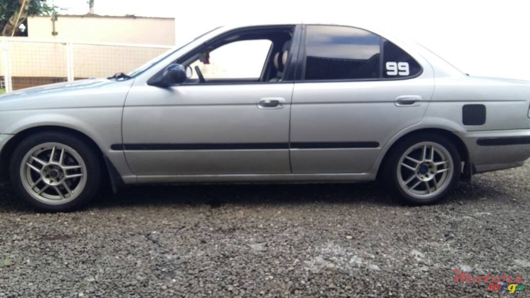 1999' Nissan B15 photo #3