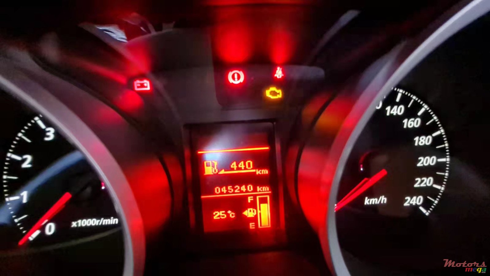 2017' Mitsubishi Lancer photo #3