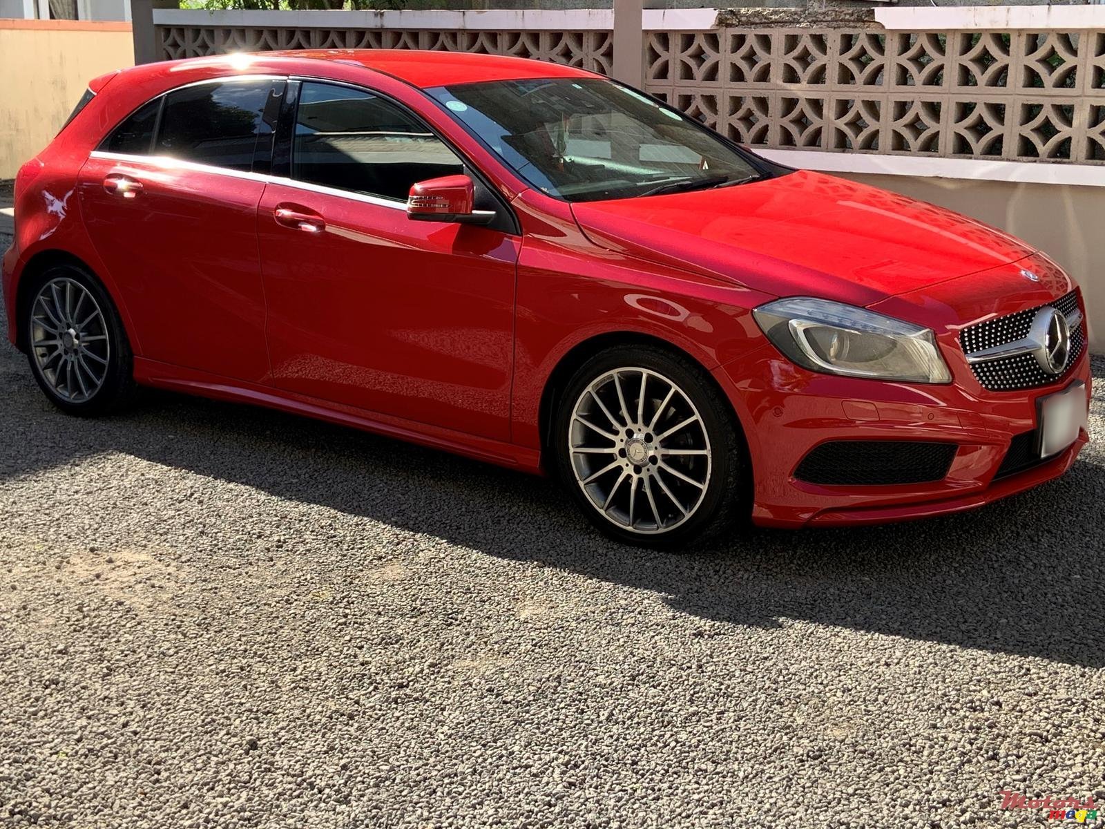 2014' Mercedes-Benz A 180 AMG Pack photo #2