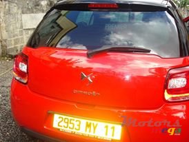 2011' Citroen DS3 photo #2