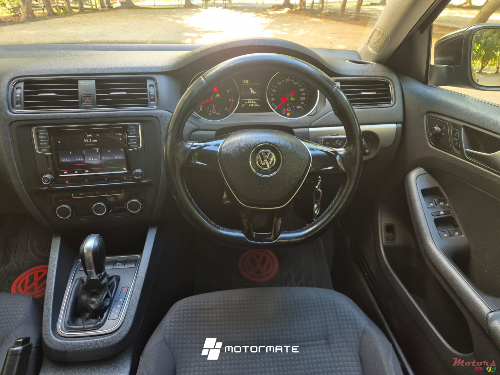 2018' Volkswagen Jetta photo #7