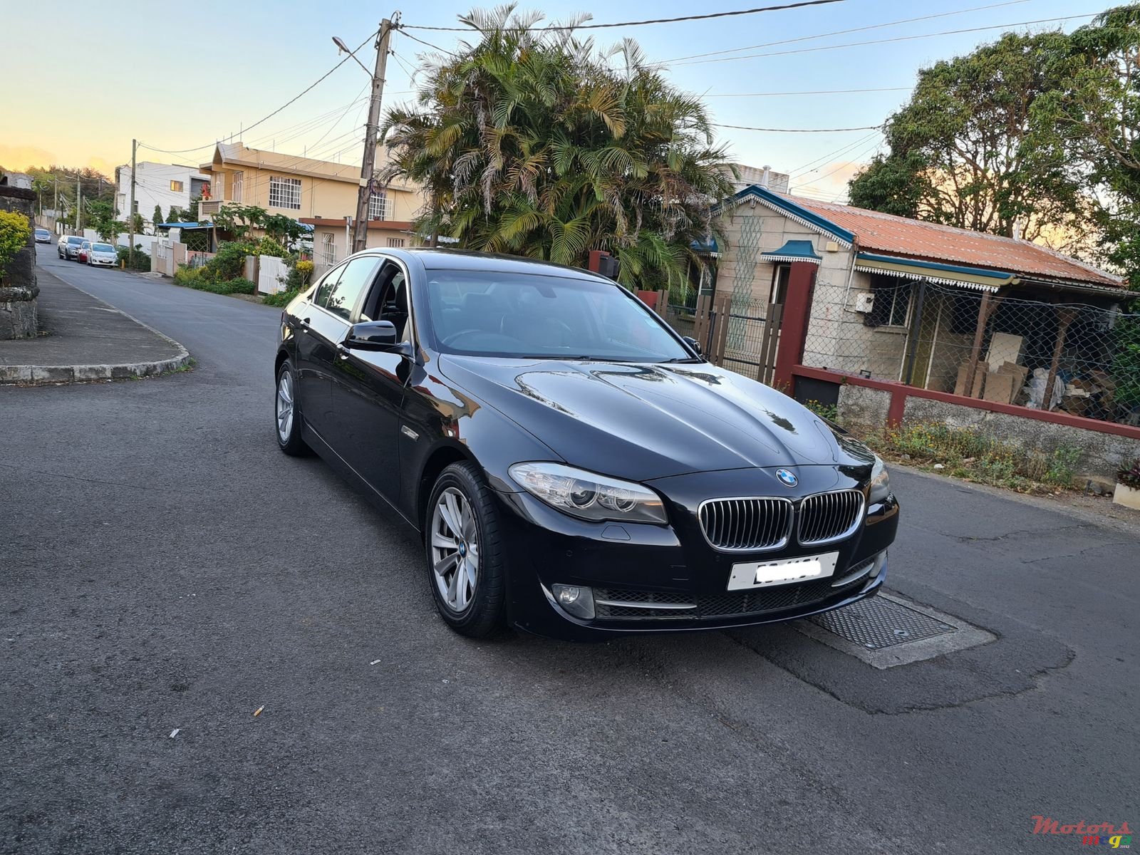 2013' BMW 520 Automatic photo #1