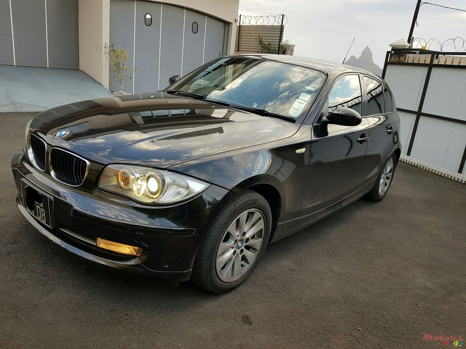 2008' BMW 116 Automatic photo #2