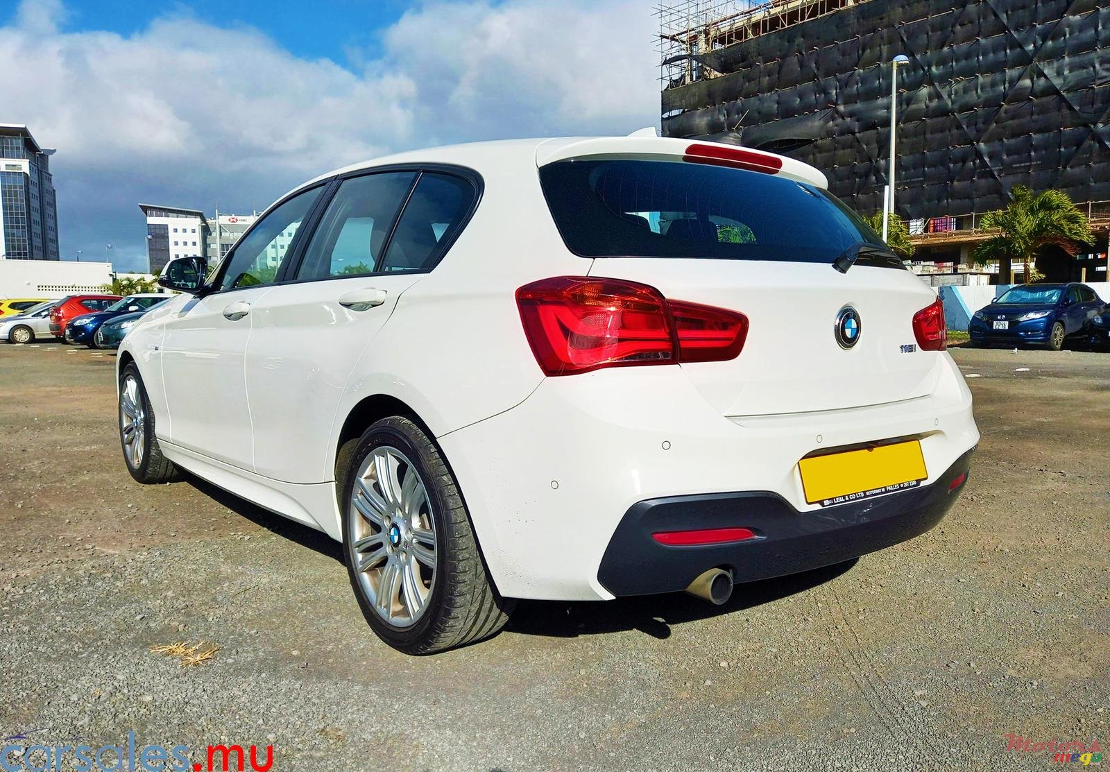 2016' BMW 118 i M Sport photo #3