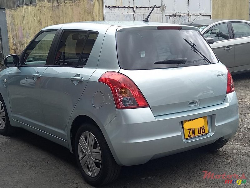 2008' Suzuki Swift photo #3