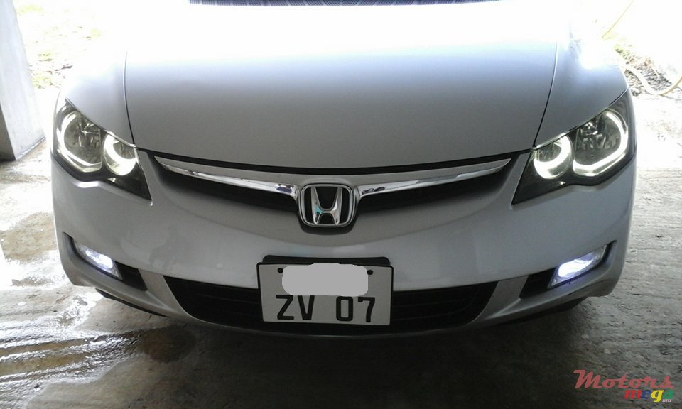 2007' Honda Civic Hybrid photo #5