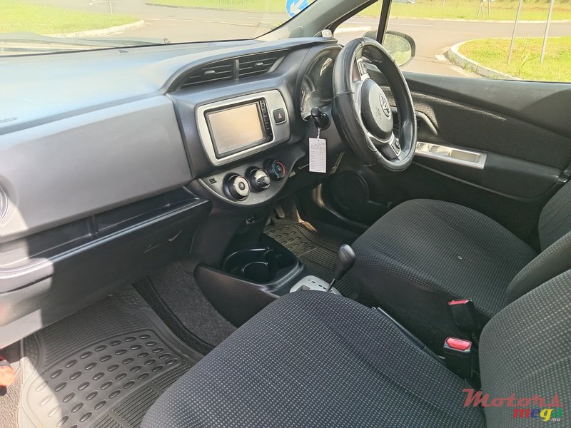 2014' Toyota Vitz 1320cc Automatic photo #4