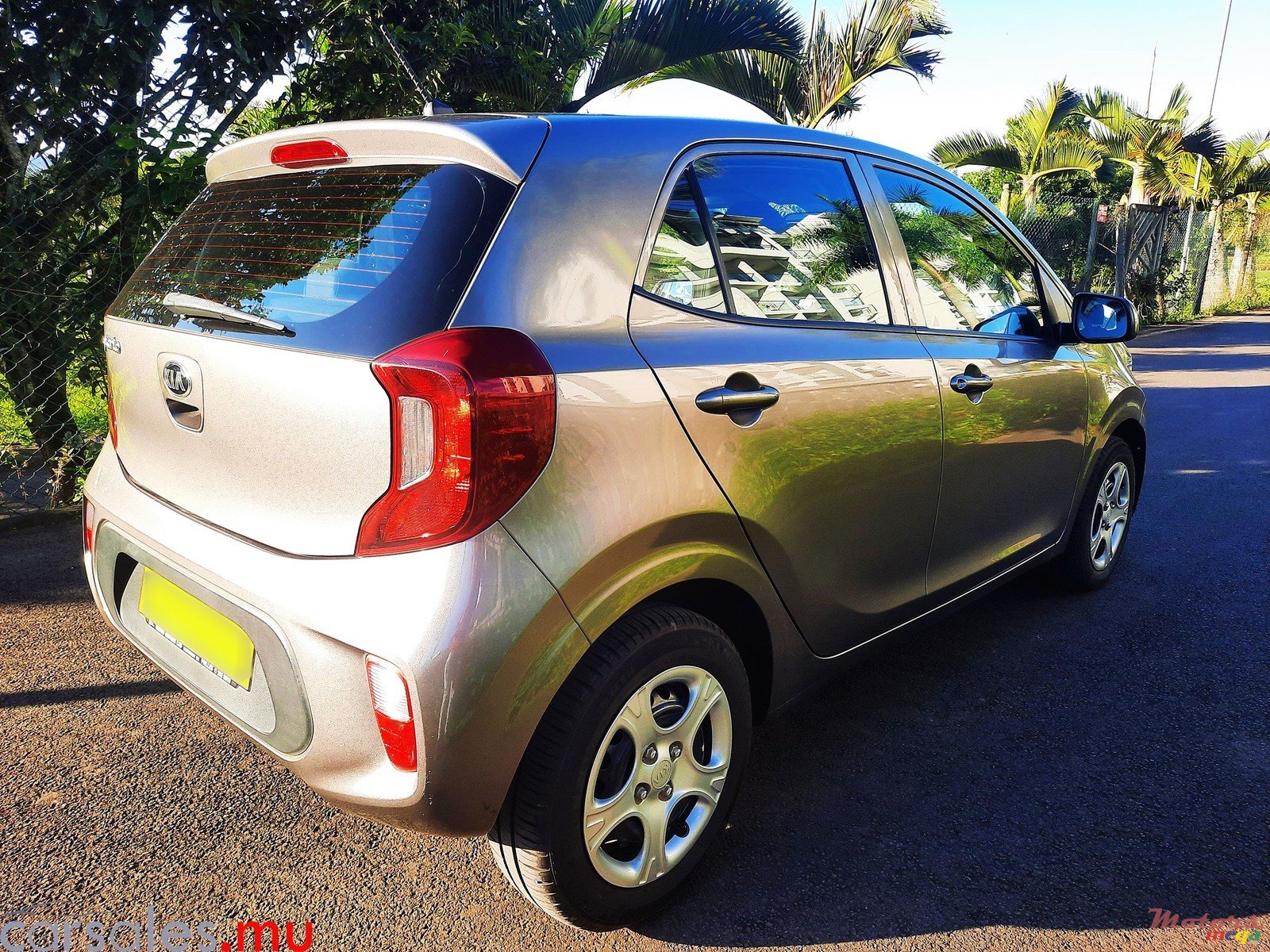 2018' Kia Picanto 1.0 Hatchback photo #4