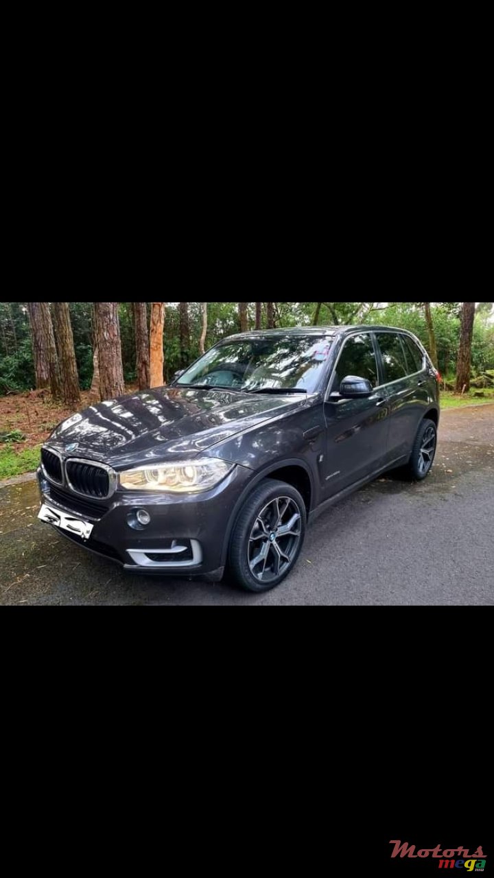 2017' BMW X5 photo #2