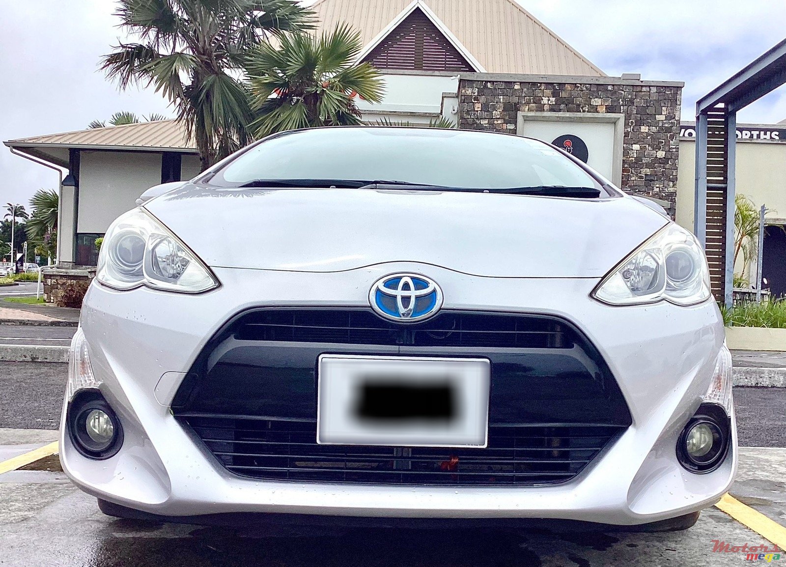2015' Toyota Aqua photo #4