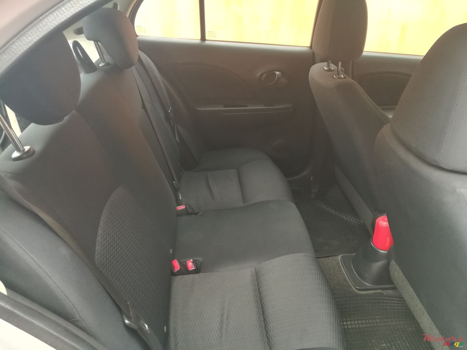 2011' Nissan March photo #7