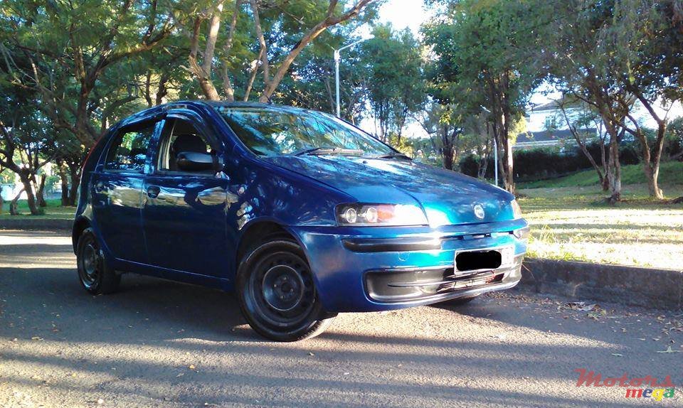 2003' Fiat Punto photo #2