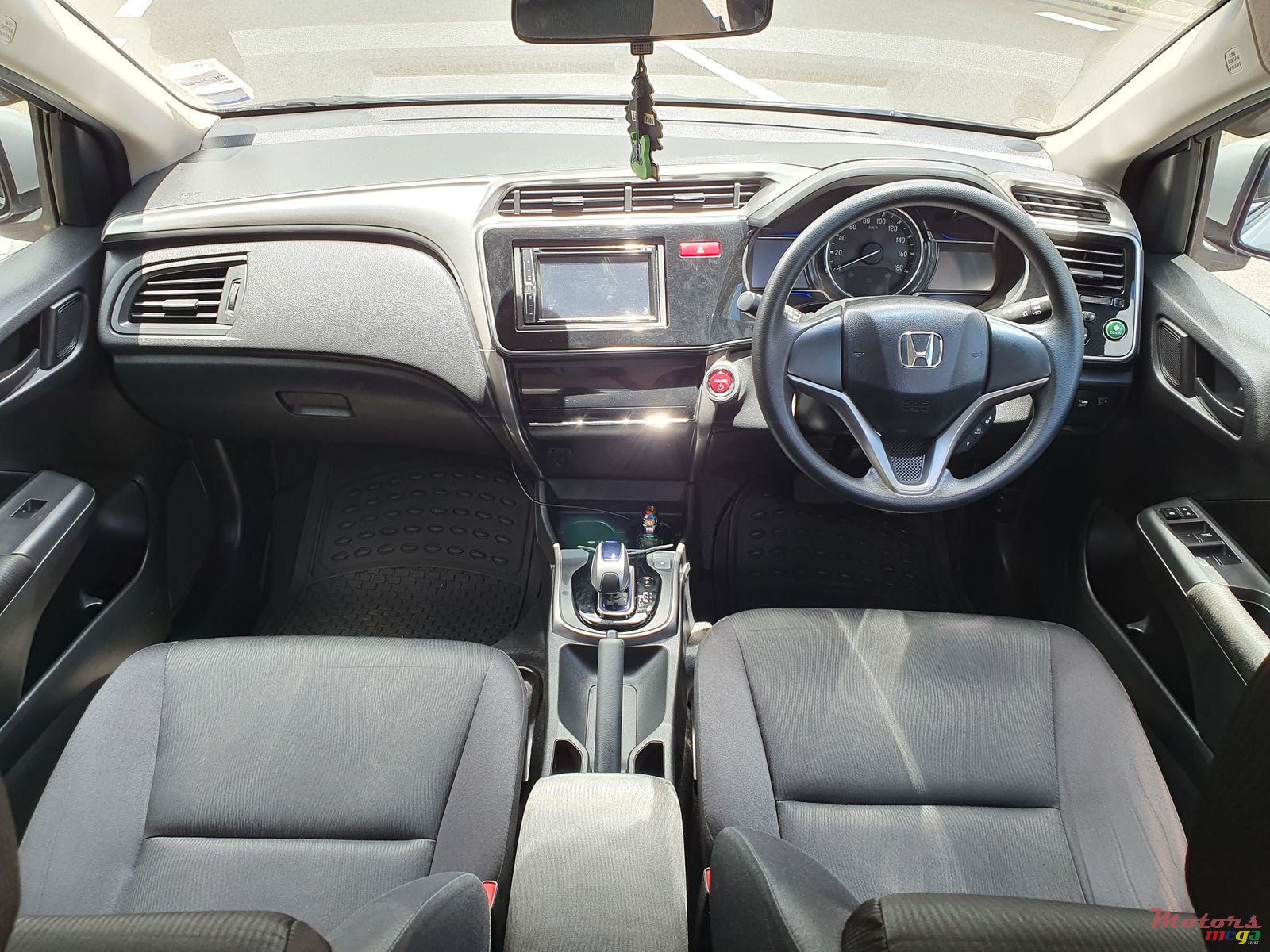 2015' Honda photo #5