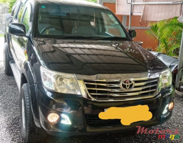 2013' Toyota Hilux photo #4