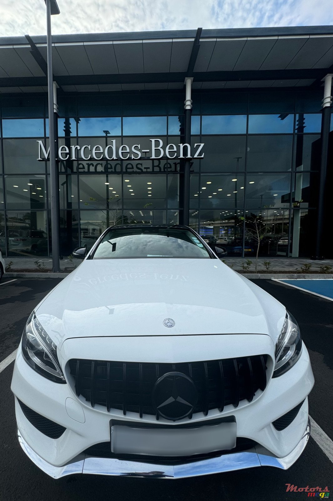 2017' Mercedes-Benz C 180 AMG photo #1