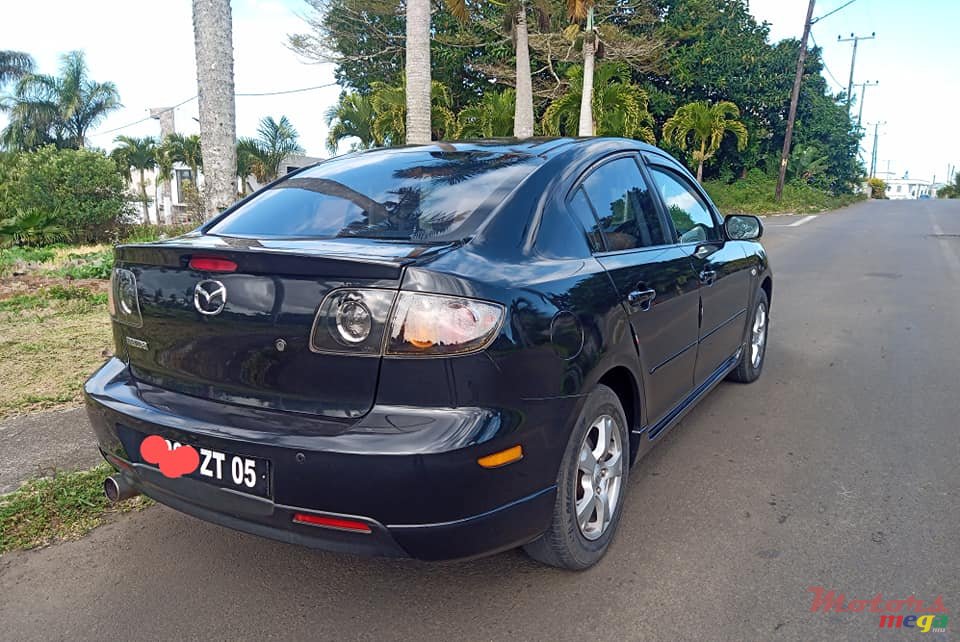 2005' Mazda 3 LUX EDITION photo #4