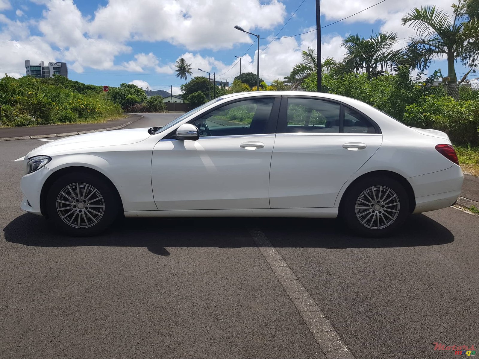 2014' Mercedes-Benz C-Class C 180 photo #3