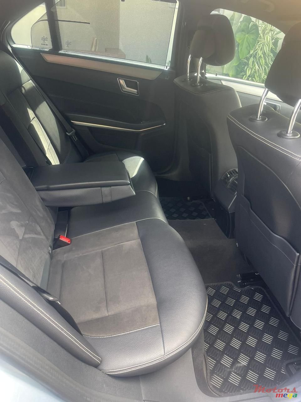 2015' Mercedes-Benz 200E E200 AMG TURBO photo #2