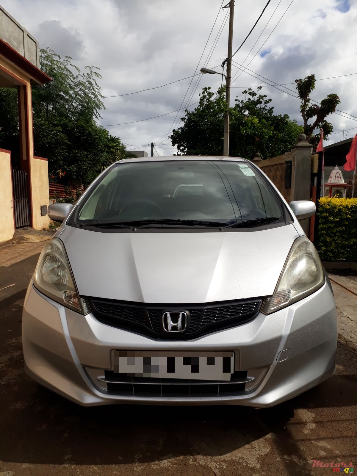 2011' Honda Fit Alloy wheel photo #1