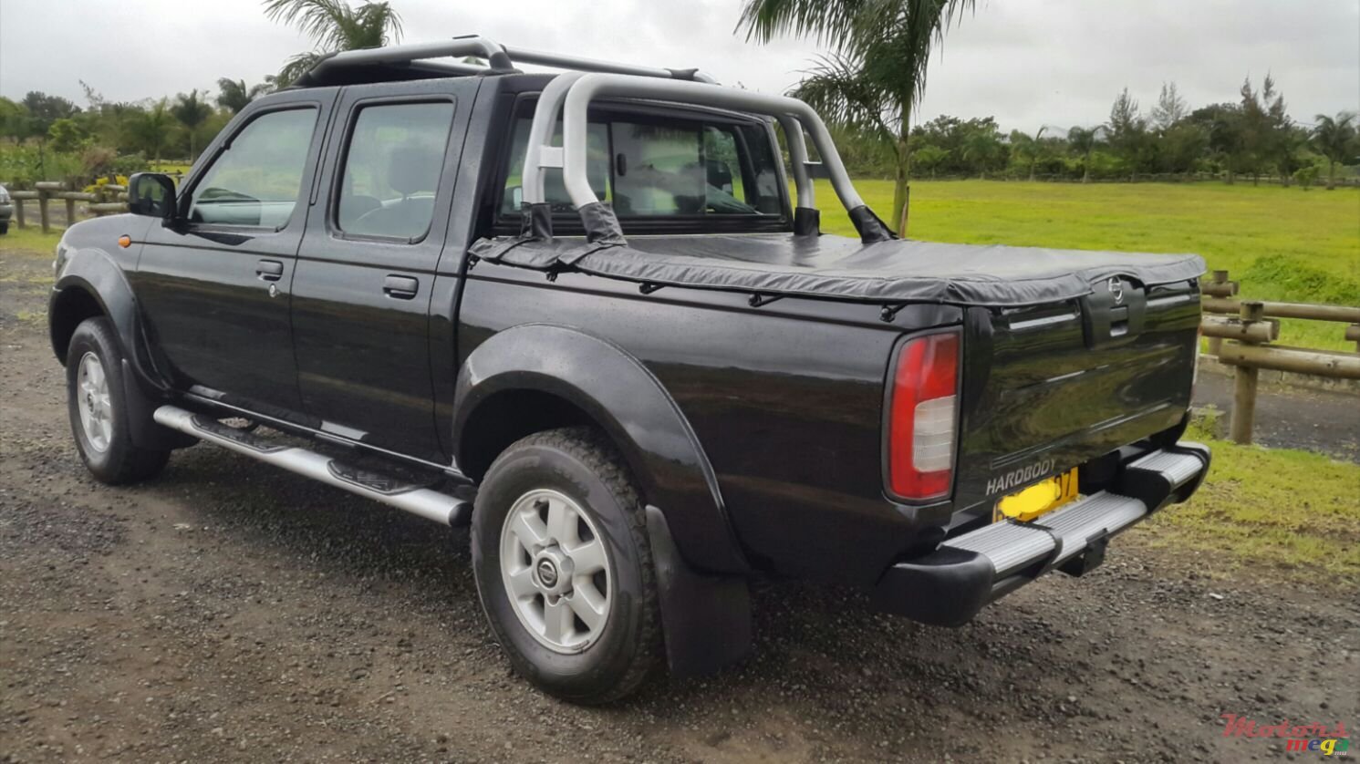 2007' Nissan Hardbody 3.0 turbo 4x4 photo #2