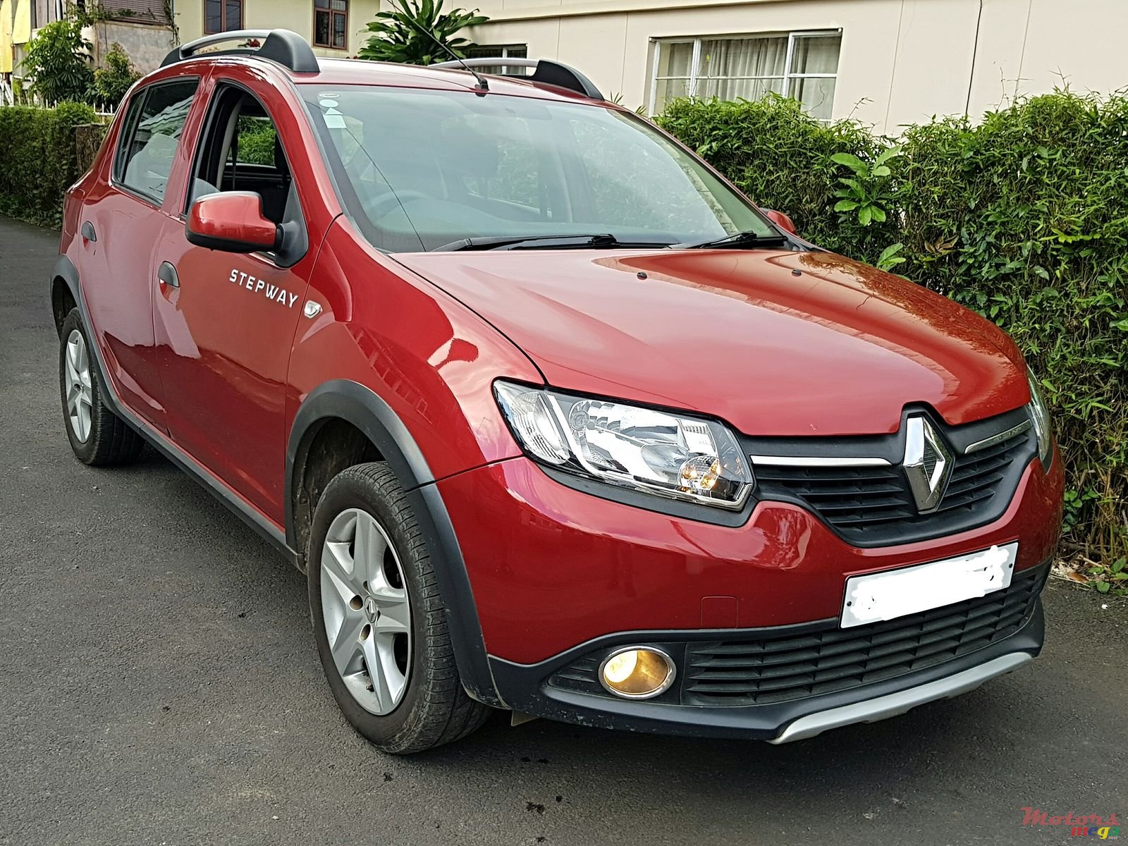 2014' Renault Sandero StepWay Turbo 1.0 photo #1