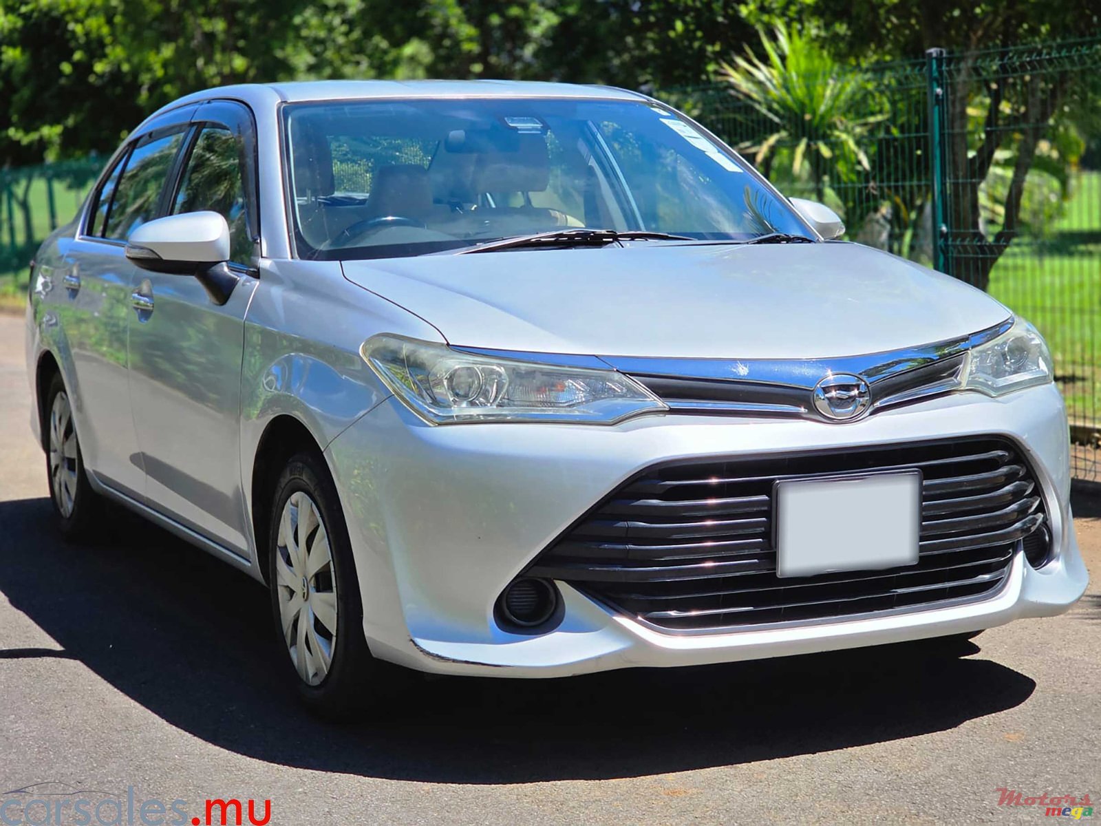 2018' Toyota Axio photo #2