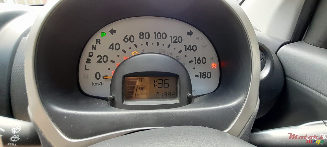 2006' Toyota Passo photo #5