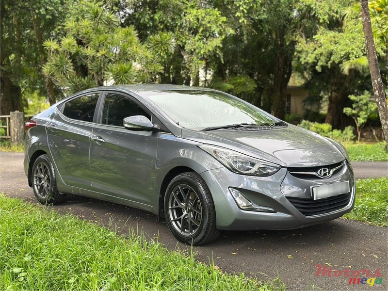 2015' Hyundai Elantra photo #1