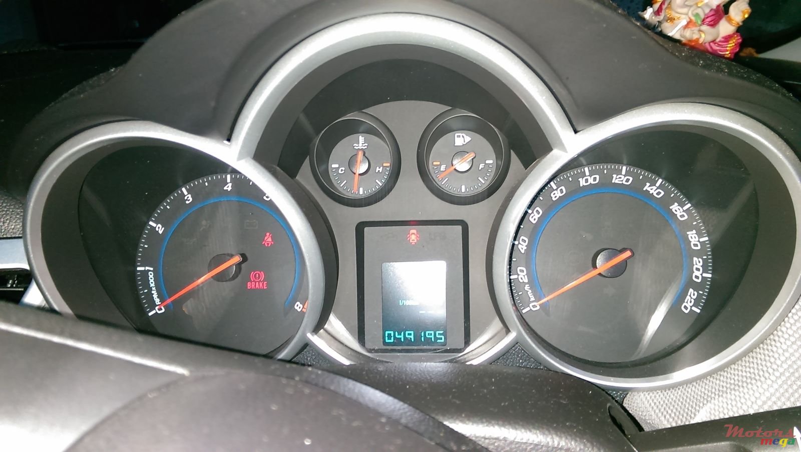 2011' Chevrolet Cruze photo #1