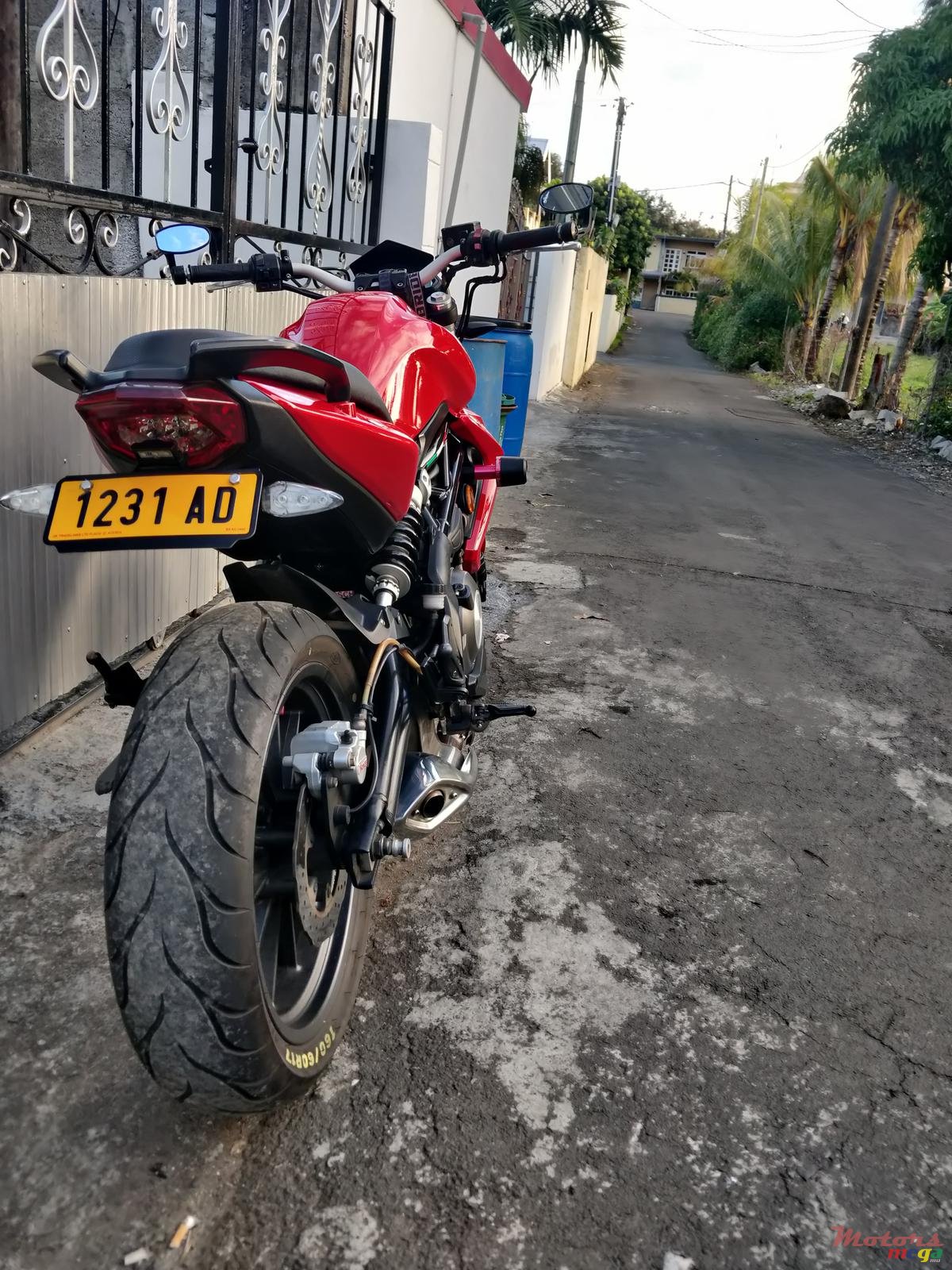 2018' Benelli TNT300 photo #3