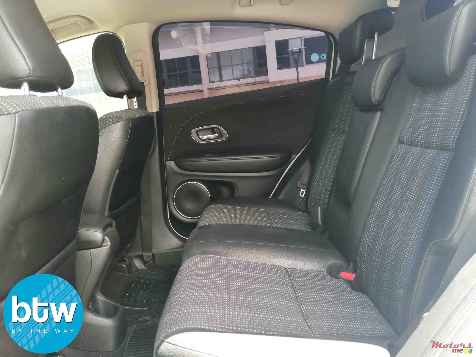 2014' Honda CR-X photo #4