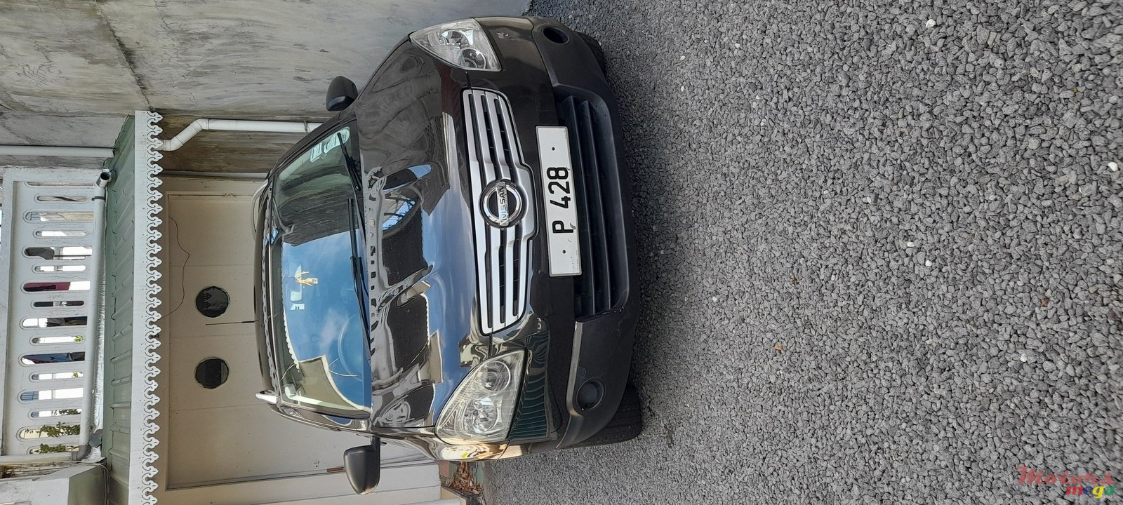 2009' Nissan Qashqai+2 photo #3